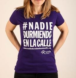 Samarreta entallada #nadiedurmiendoenlacalle